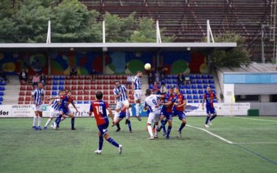 Las decisiones arbitrales detienen al Langreo