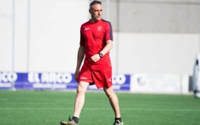 ÁNGEL RODRÍGUEZ NO SEGUIRÁ AL FRENTE DEL UP LANGREO