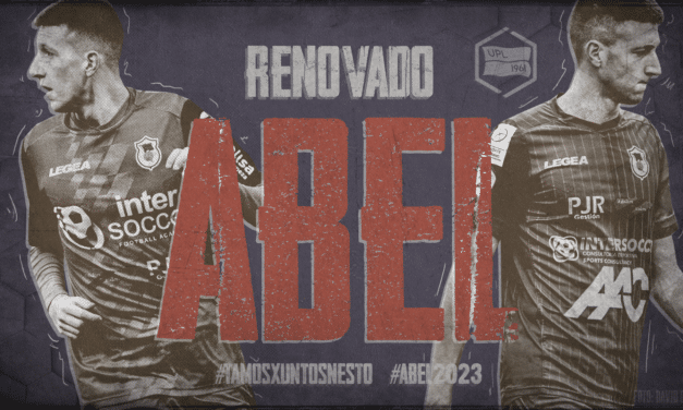 ABEL PROLONGA SU COMPROMISO CON EL UP LANGREO HASTA 2023