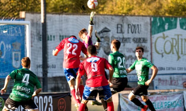 Un doblete de Manolo Gayol tumba al filial en Colunga