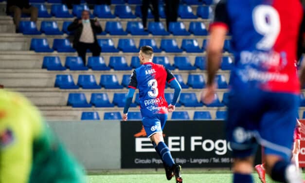 El UP Langreo cierra el 2021 con una victoria