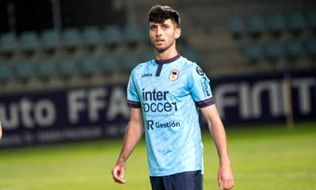 Kevin Castro se desvincula del UP Langreo