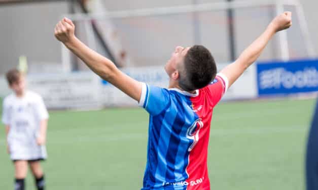 El alevín “A” asalta el liderato en el Derbi de les Cuenques