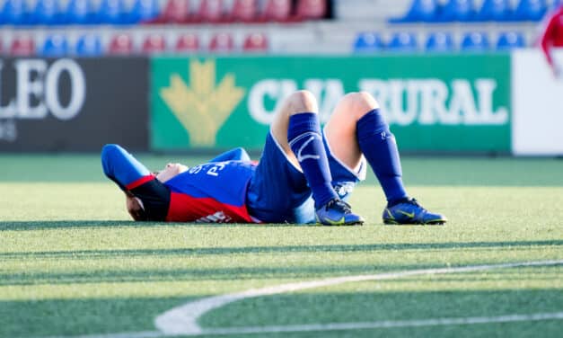 El Palencia CA hurga en la herida del UP Langreo