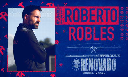 Roberto Robles renueva como entrenador del UP Langreo