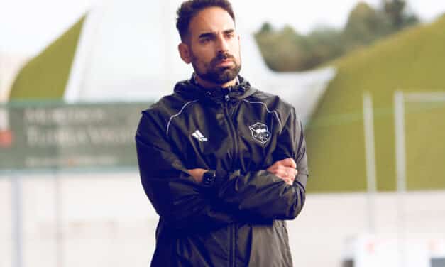 Roberto Robles deja de ser entrenador del UP Langreo