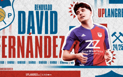 David Fernández apuntala la defensa del UP Langreo